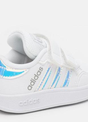 Легенькі кросівки adidas оригінал8 фото