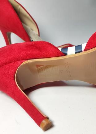 Туфли женские красного цвета на высоком каблуке от бренда verona 366 фото