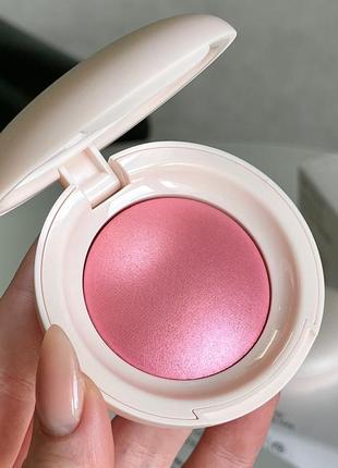 Румяна rare beauty soft pinch luminous powder blush (happy) 2.8 g