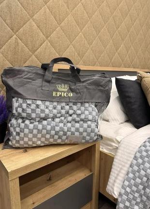 Плед-покрывало на кровать, диван (200х210см) шахматы. цвет серый с белым