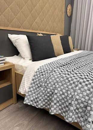 Плед-покрывало на кровать, диван (200х210см) шахматы. цвет серый с белым