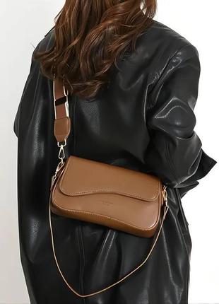 Сумка женская кожаная кроссбоди сумка багет фирменная коричневая сумочка вместительная городская модная