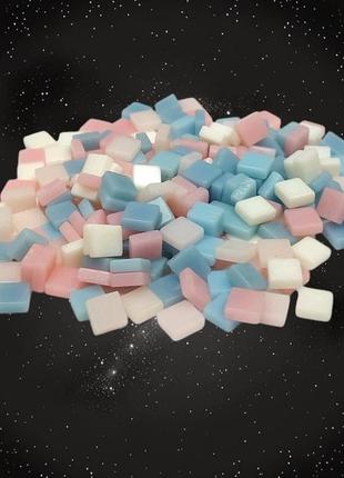 Кусочки мозаики 0,5*0,5 см цвет розовый белый голубой ( 200 штук 12 грамм) из акриловой смолы. форма квадрат.5 фото
