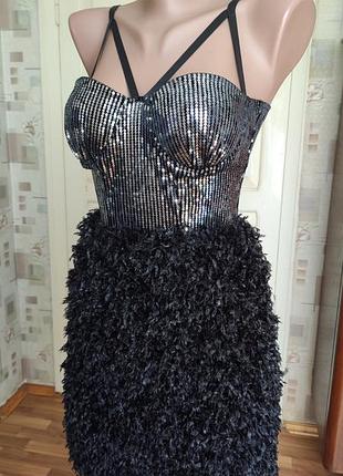 Стильне плаття вечірнє святкове коктейльне випускне.
