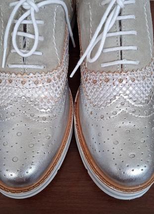 Кожаные туфли, деми Оксфорды женские, броги серые с белым, весна осень, р. 375 фото