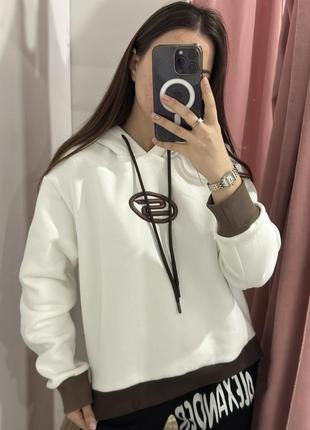 Худи женское с капюшоном. теплый свитшот