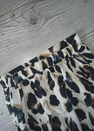 Стильная легкая леопардовая юбка boohoo6 фото