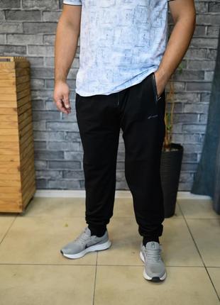 Спортивні брюки fore
чорні на манжеті хл-5хл до 140 см бедра, туреччина