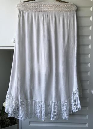 Белая юбка на лето асимметричная с кружевом на пляж в отпуск женская одежда7 фото