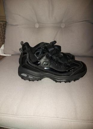 Кроссовки кожаные skechers us8.5-25-25.5cm