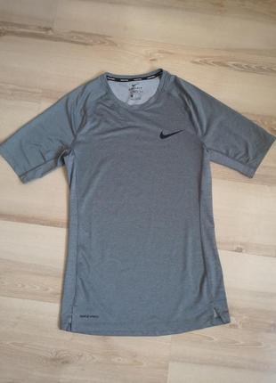 Футболка nike dri-fit