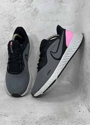 Кросівки бігові nike revolution 5