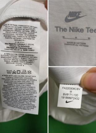 Коттоновый лонгслив на манжетах и с большим принтом лого  the nike tee4 фото