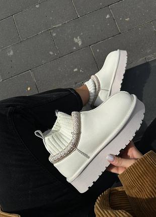 Жіеочі трендові низькі уггі ефектом шкарпетки на потовщеній підошві натуральна шкіра