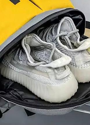 Сумка-рюкзак спортивная с отсеком для обуви и креплением для чемодана черная