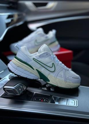 Чоловічі кросівки nike runtekk white green3 фото