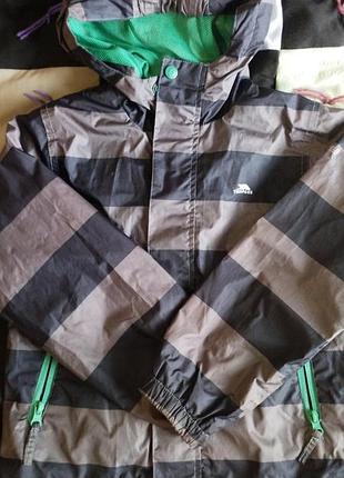 Лёгкая ветровка