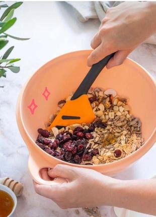 Силіконовий скребок великий tupperware