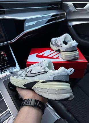 Чоловічі кросівки nike runtekk white silver6 фото