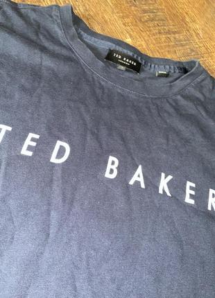 Темно-синя футболка базова футболка з написом ted baker хлопковая футболка синяя футболка брендовая футболка тишка4 фото