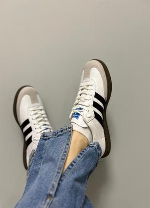 Кросівки adidas samba чорні та білі2 фото