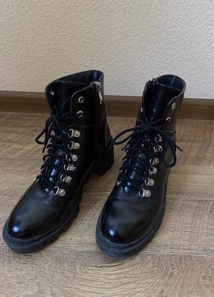 Демисезонные сапоги женские