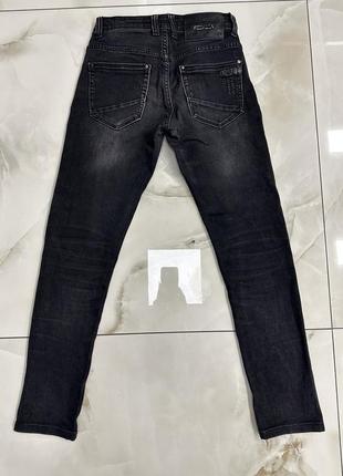 Джинсы 8