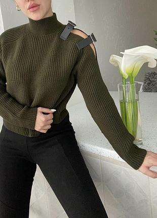 Свитер