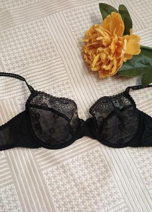 Бюстгальтер