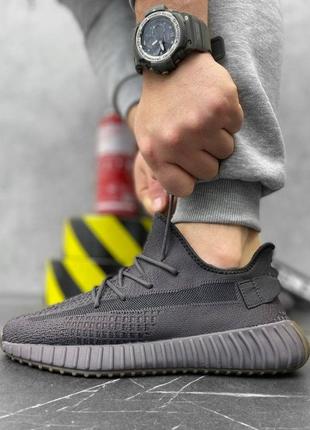 Yeezy adidas grafit2 фото
