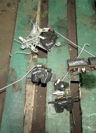 Замок багажника hyundai tucson 2004-2014 814102y010