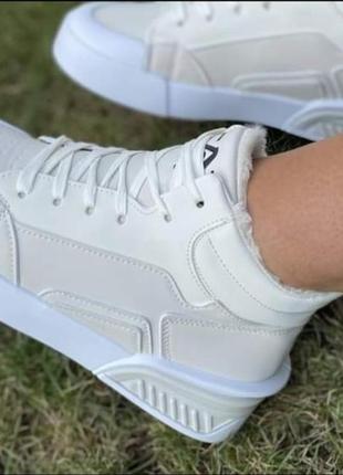 Кросівки теплі