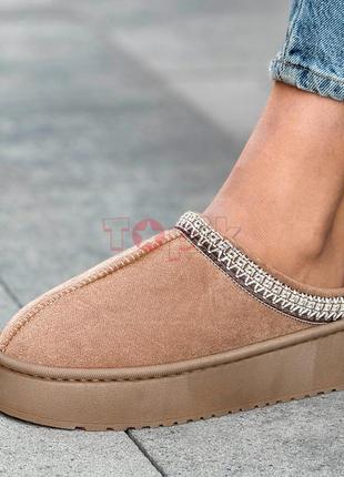 Уггі жіночі тапочки бежеві на платформі високій підошві угги женские тапочки бежевые