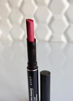 Суперустойчивая помада для губ от эйвон avon vintage pink