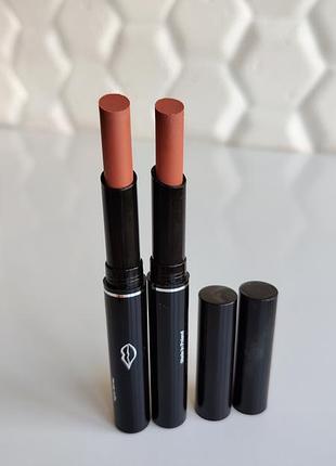 Суперустойчивая помада для губ от эйвон avon cappuccino