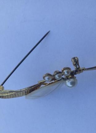Брошь винтаж с перламутром.