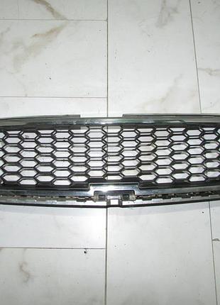 Решітка радіатора верхня captiva c140 2011-2016