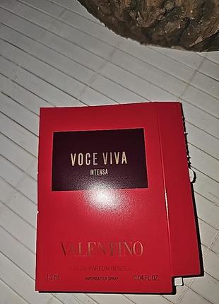 Пробник woman valentino printed cotton sweatshirt intensa