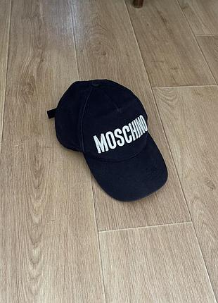 Кепка moschino