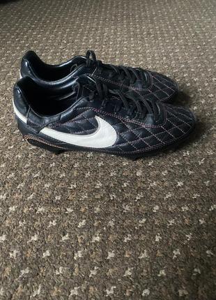 Бутси nike tiempo ronaldinho r10