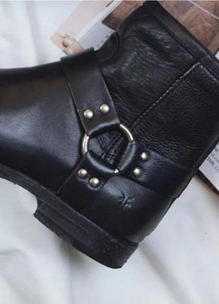 Шкіряні  черевички бренду frye