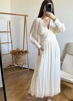 Костюм плиссе zara есть видео