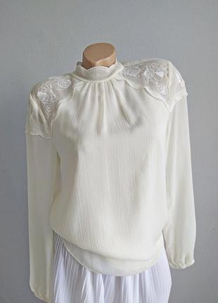 Блуза із шифону двошарова з вишивкою.*