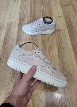Кроссовки reebok classic