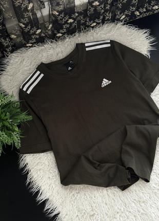 Футболка adidas