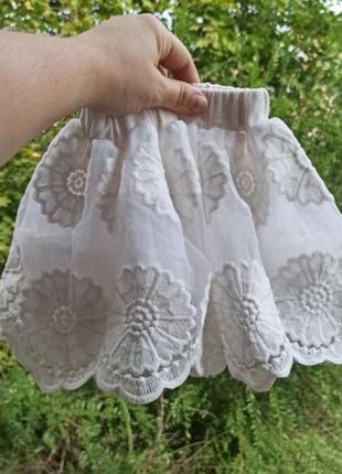 Юбка пишна біла