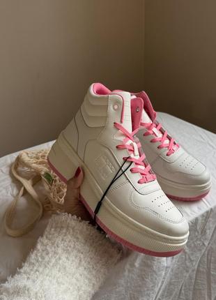 Розпродаж!!! снікерcи жіночі tjw retro basket mc lace up