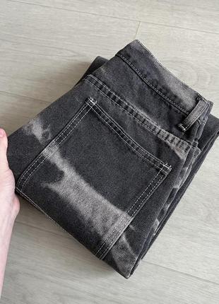 Обалденные прямые джинсы с высокой посадкой10 фото