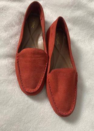 Балєтки/колір помаранчево-кораловий36розмір /обмін на колаген