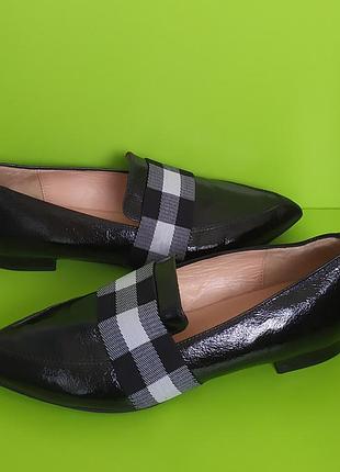 Шкіряні чорні туфлі лофери пр-во італія, 36